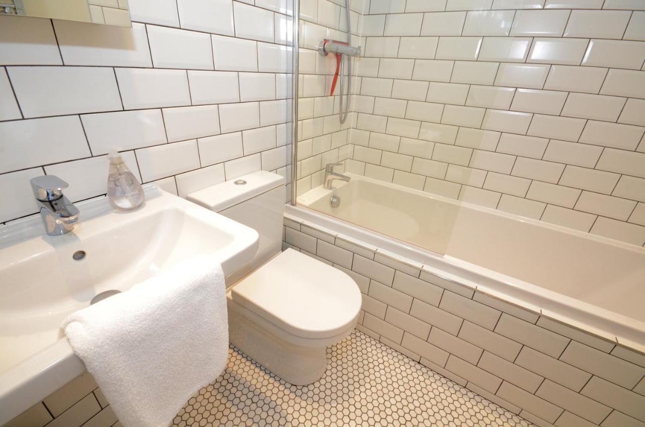 The Mews - 2 Bedroom Luxury, Spacious House With Free Parking York Eksteriør billede
